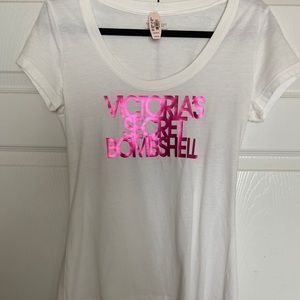 Victoria’s Secret bombshell tee